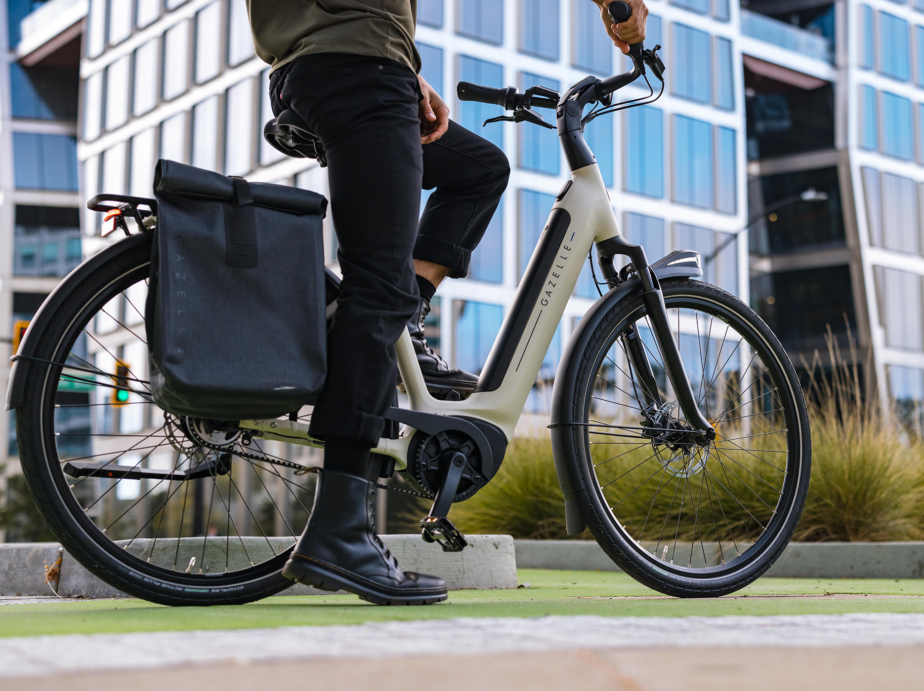 Electric Commuter Bikes